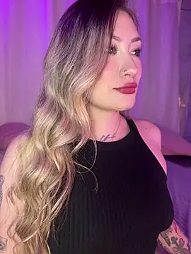Snapshot of Lally_Valencia__ chatting on July 27, 2026, 1:56 am Lally Valencia online show from July 27, 2026, 1:56 am
