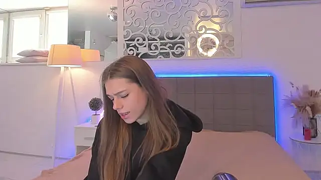 melissacrayzy online show from April 3, 2026, 5:27 am