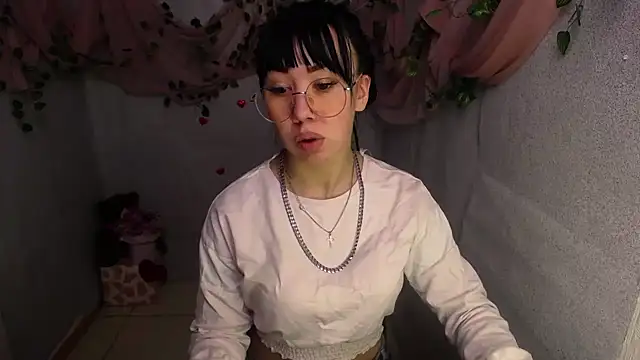 Katrin Bright  online show from January 31, 2025, 7:50 am