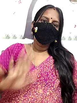 Snapshot of Tamil_Meera12 chatting on May 28, 2026, 4:10 am Tamil Meera12 online show from May 28, 2026, 4:10 am