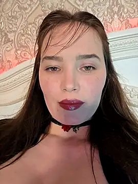 Snapshot of GoddessYanaMironova chatting on May 13, 2026, 7:00 pm GoddessYanaMironova online show from May 13, 2026, 7:00 pm