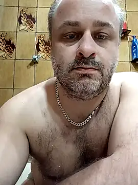 NAvoglia online show from May 9, 2026, 2:33 pm