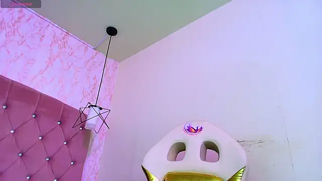 Snapshot of Raichell_ chatting on October 2, 2025, 3:24 am Raichell online show from October 2, 2025, 3:24 am