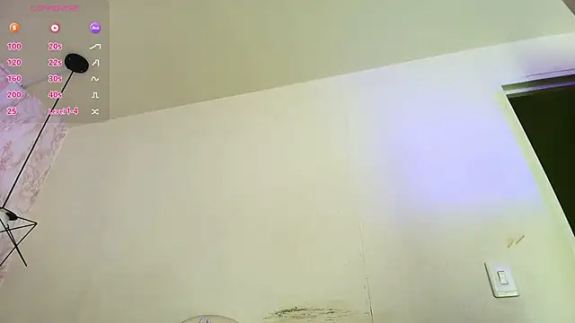 Snapshot of Raichell_ chatting on October 10, 2025, 3:49 am Raichell online show from October 10, 2025, 3:49 am