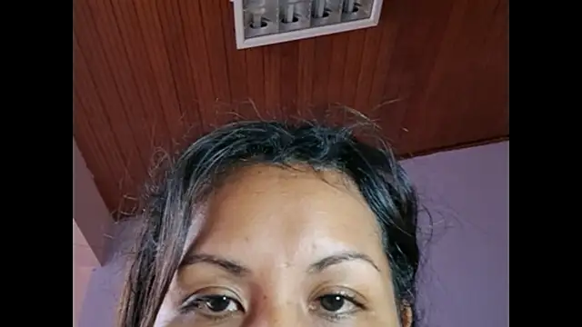 kyliebigboobs online show from November 11, 2025, 3:01 pm