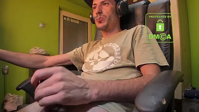 BigCumShoot online show from January 2, 2025, 8:39 am