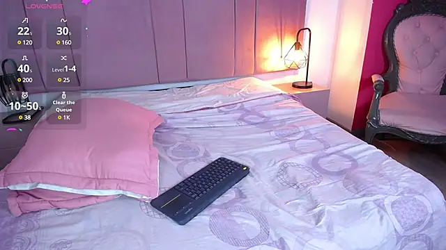 Engelth  online show from February 15, 2025, 1:16 pm