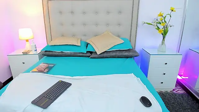 Snapshot of Sofiavillegaz chatting on March 18, 2025, 7:31 pm Sofiavillegaz online show from March 18, 2025, 7:31 pm