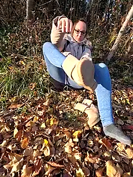 Snapshot of Fuxy-love69 chatting on November 1, 2025, 2:08 pm Fuxy-love69 online show from November 1, 2025, 2:08 pm