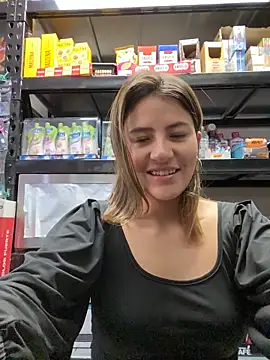 Andrea18 blonde online show from April 6, 2026, 3:35 pm