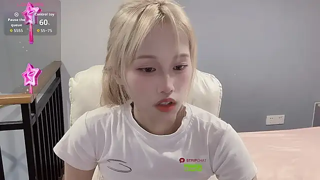 xunian71O online show from September 30, 2025, 9:09 pm