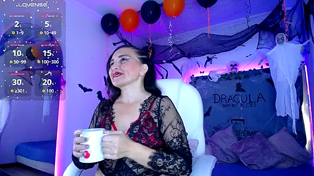 Alexaamoon  online show from November 5, 2025, 4:07 pm