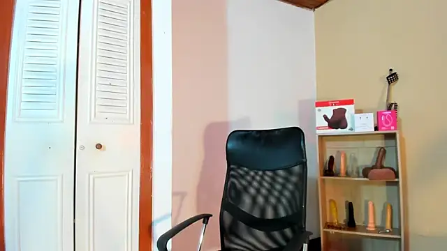 Violetta 0 online show from February 14, 2026, 12:57 pm