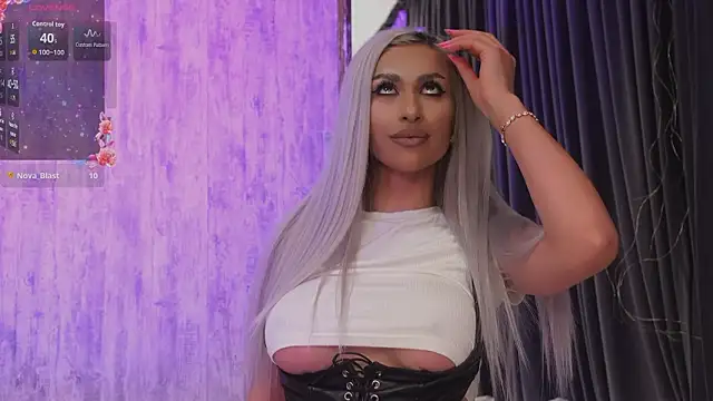 KarlaBart online show from February 1, 2026, 8:07 pm