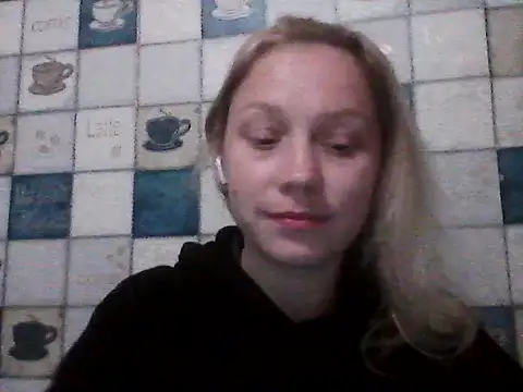 Snapshot of Anna_wey chatting on April 18, 2026, 6:01 pm Anna wey online show from April 18, 2026, 6:01 pm