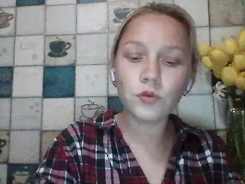 Snapshot of Anna_wey chatting on May 11, 2026, 6:38 pm Anna wey online show from May 11, 2026, 6:38 pm