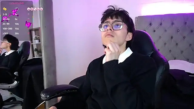 PepperTwink online show from September 9, 2025, 4:28 pm