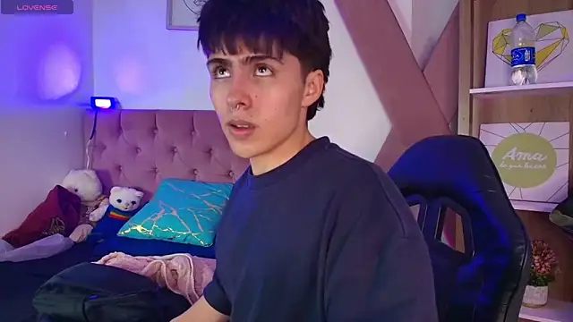 PepperTwink online show from October 2, 2025, 4:58 pm