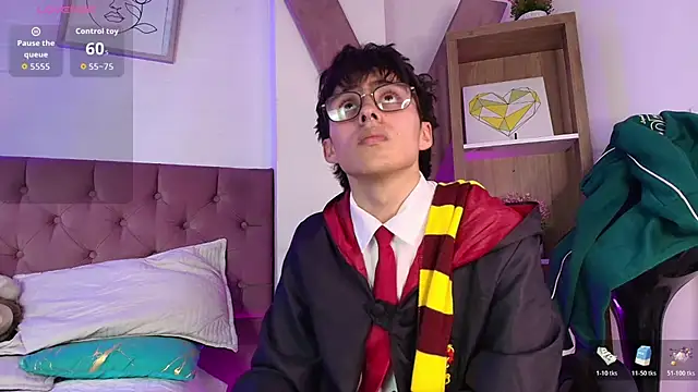 PepperTwink online show from October 25, 2025, 5:30 pm