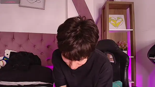 PepperTwink online show from November 7, 2025, 7:03 pm