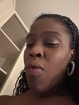 Snapshot of IndigoMystique chatting on March 19, 2025, 10:44 am IndigoMystique online show from March 19, 2025, 10:44 am