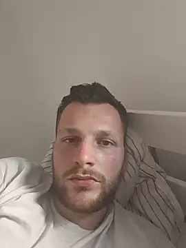 Cosmin224451 online show from June 22, 2026, 5:10 pm
