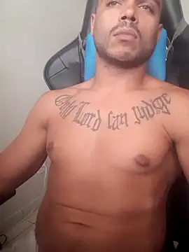 Snapshot of mcloveyiii chatting on March 17, 2025, 2:01 pm mcloveyiii online show from March 17, 2025, 2:01 pm