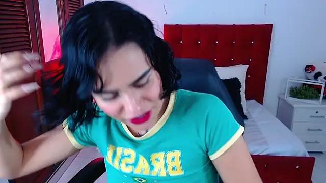 Snapshot of veronica_luar chatting on November 6, 2025, 6:03 am veronica luar online show from November 6, 2025, 6:03 am