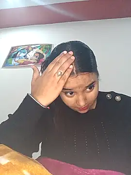 RAYI 01 online show from February 10, 2025, 4:36 pm