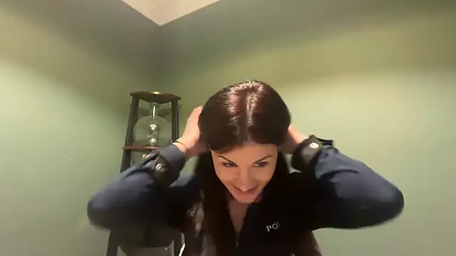 Petitecookie online show from March 18, 2026, 6:55 pm