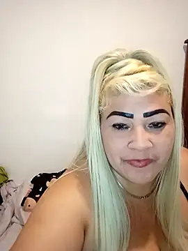 BonniAdams online show from April 17, 2026, 10:57 pm