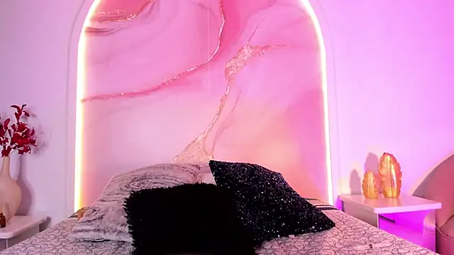 Sofii Lopezz online show from February 17, 2025, 12:27 pm