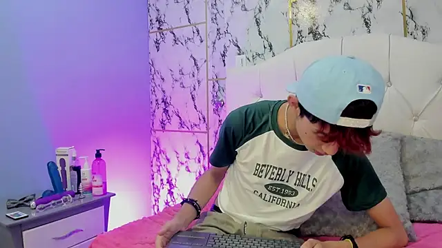 Allen Starck online show from March 12, 2025, 5:02 am