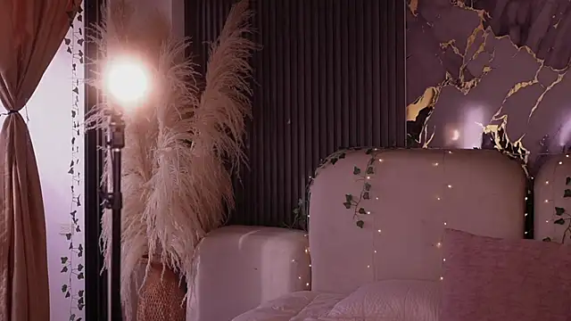 soidai miiu online show from April 9, 2026, 10:04 pm