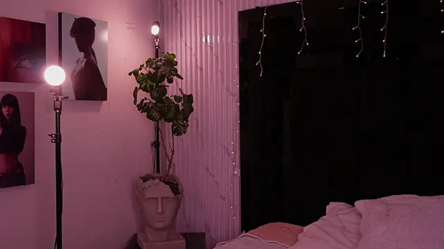 soidai miiu online show from April 13, 2026, 10:48 pm