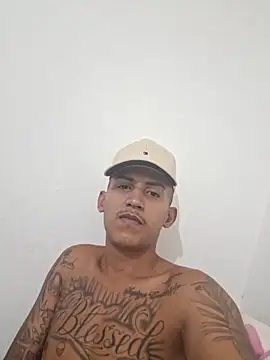 Snapshot of pedrokp86 chatting on February 2, 2025, 8:02 am pedrokp86 online show from February 2, 2025, 8:02 am