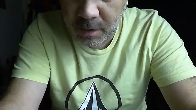 Snapshot of arka6 chatting on April 30, 2026, 8:57 pm arka6 online show from April 30, 2026, 8:57 pm