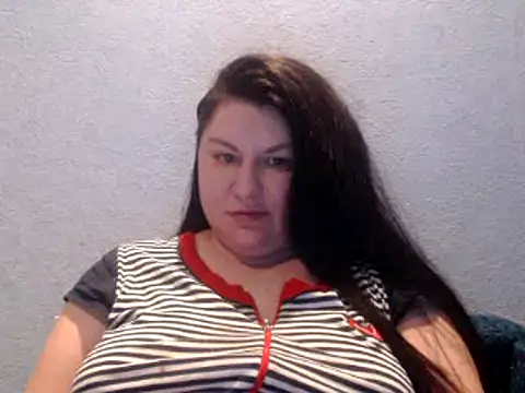 KiraSwee online show from January 23, 2025, 5:52 pm