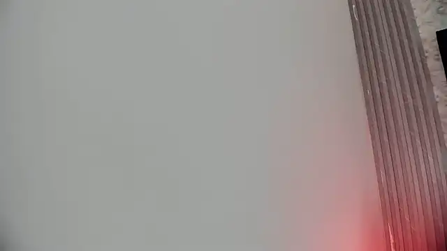 Ashlyaurora online show from April 11, 2026, 5:01 am