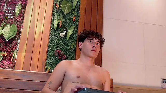 Snapshot of Gabriell_ramirez chatting on February 22, 2025, 7:01 am Gabriell ramirez online show from February 22, 2025, 7:01 am