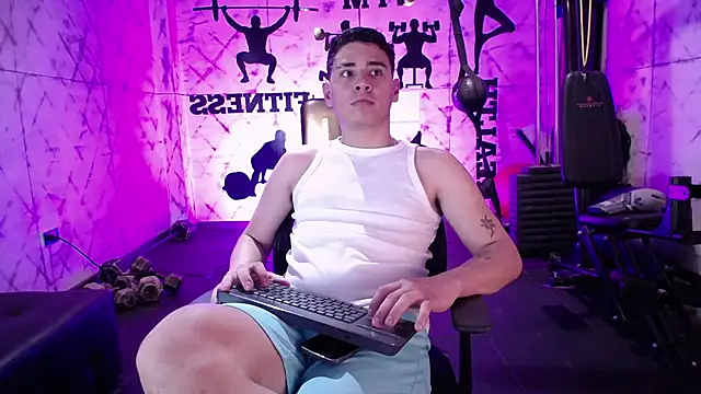 Snapshot of Gabriell_ramirez chatting on October 6, 2025, 3:48 am Gabriell ramirez online show from October 6, 2025, 3:48 am