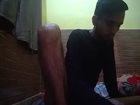 Queen Couple online show from February 21, 2025, 5:31 pm