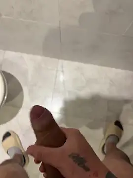 yeiyei oficial online show from March 14, 2026, 6:35 pm