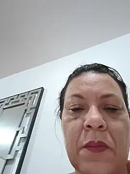 Snapshot of thefuckingowneroftits chatting on May 10, 2026, 5:23 am thefuckingowneroftits online show from May 10, 2026, 5:23 am