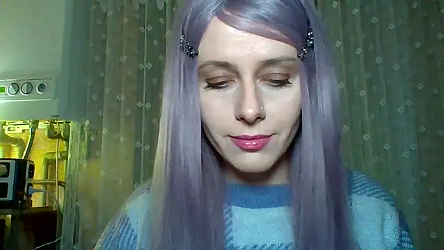 Snapshot of LuminousLady chatting on February 20, 2025, 7:19 pm LuminousLady online show from February 20, 2025, 7:19 pm