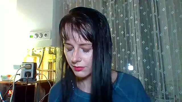 Snapshot of LuminousLady chatting on March 18, 2025, 6:48 pm LuminousLady online show from March 18, 2025, 6:48 pm