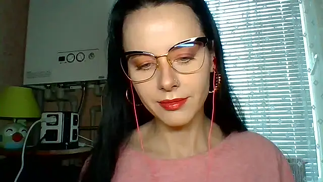 Snapshot of LuminousLady chatting on September 26, 2025, 7:23 am LuminousLady online show from September 26, 2025, 7:23 am