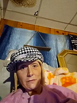 beautifulme23 online show from February 17, 2025, 6:20 am