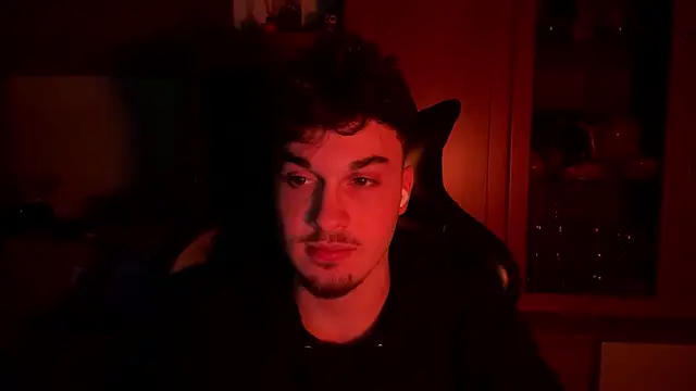 NaplesGuy04 online show from February 23, 2025, 11:04 pm