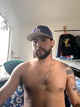 Snapshot of dickman10 chatting on February 16, 2025, 10:43 pm dickman10 online show from February 16, 2025, 10:43 pm